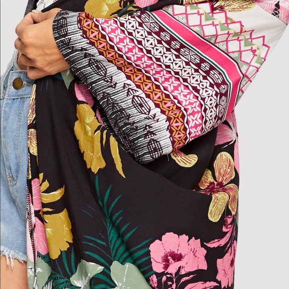 Floral Print Kimono/Cover-Up - Picture 6 of 6